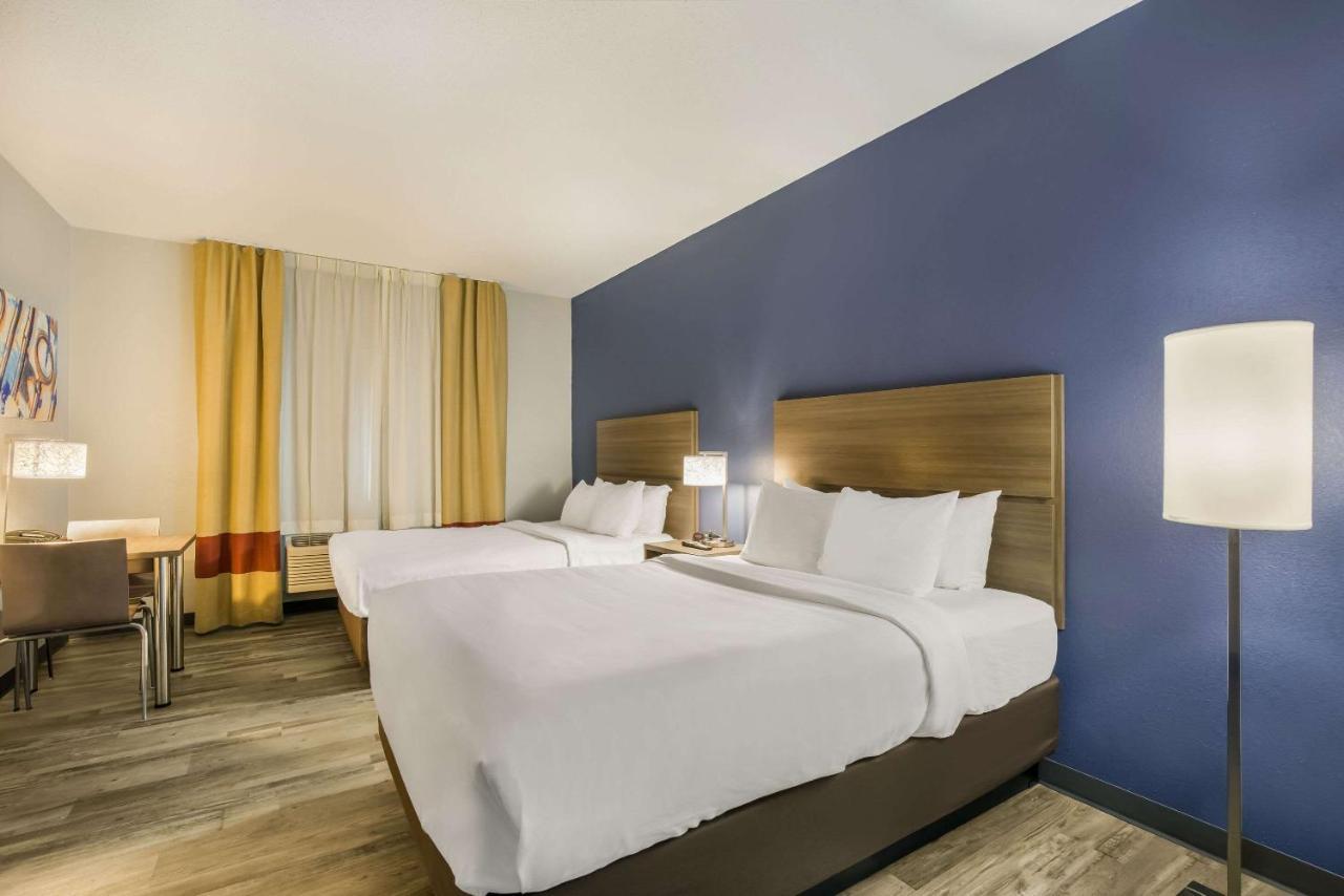 Mainstay I-80 Hotel 2*