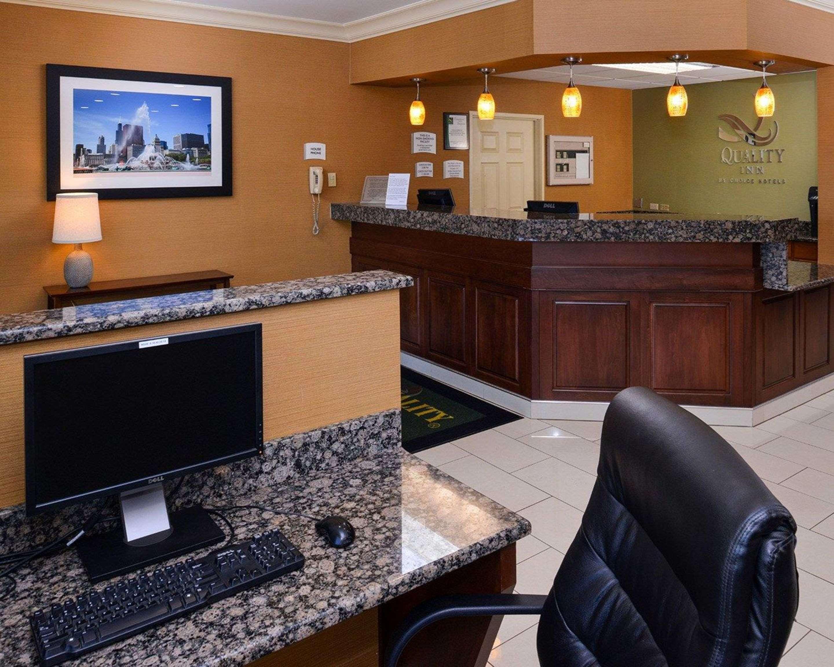 Hotel Mainstay I-80 Joliet